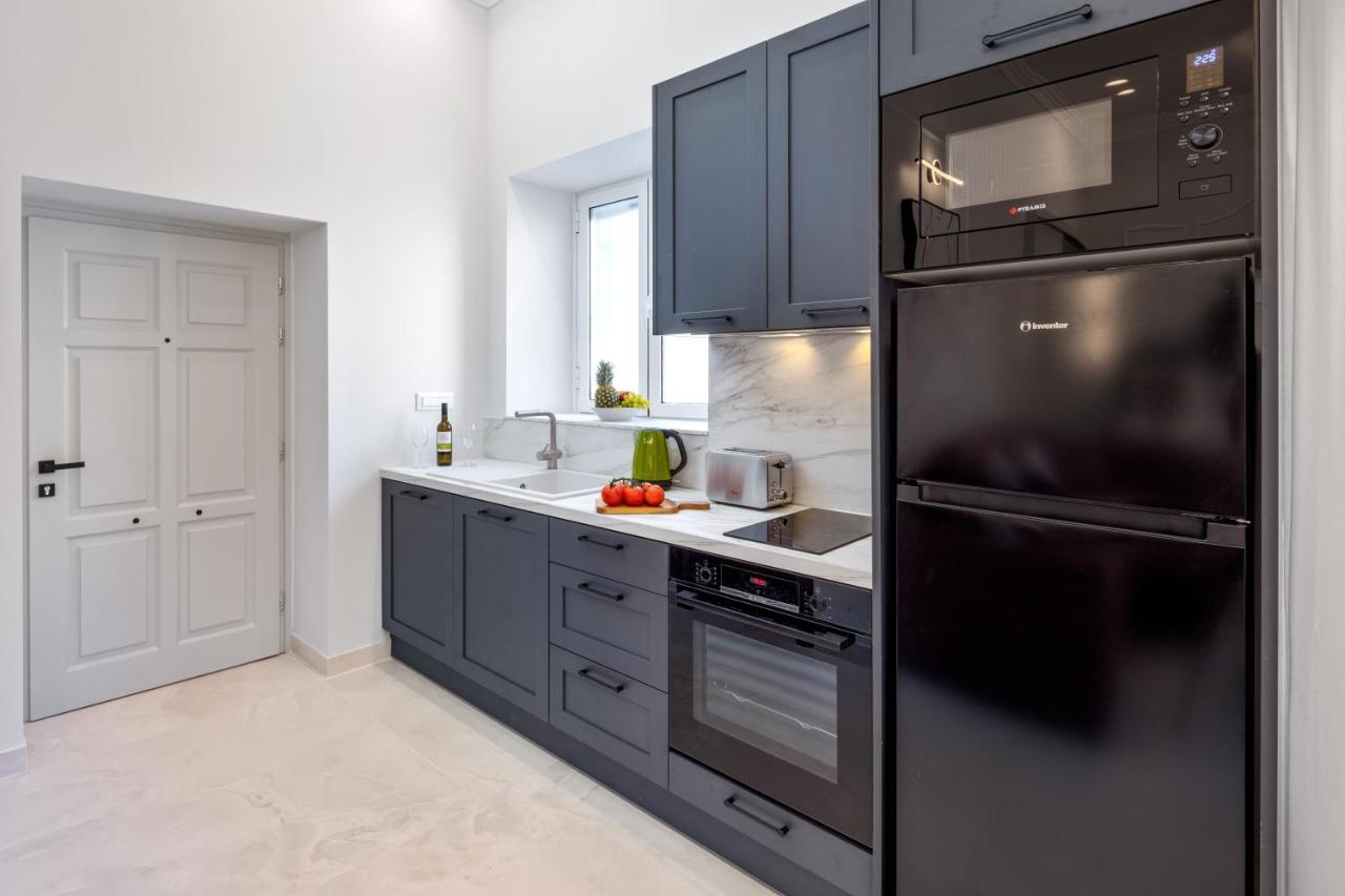 Modern-Vintage Old Town Suites Corfu  Екстериор снимка
