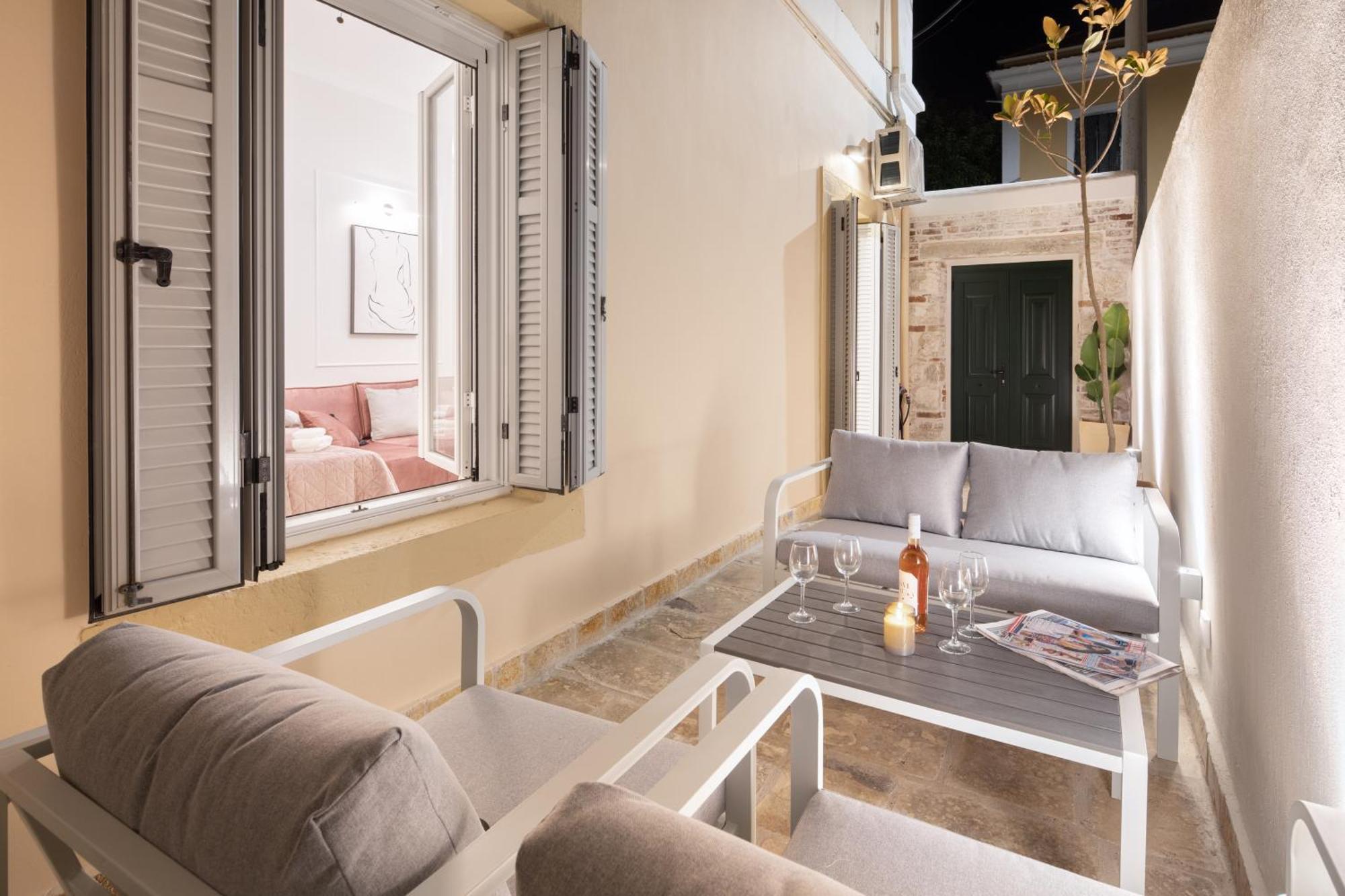 Modern-Vintage Old Town Suites Corfu  Екстериор снимка